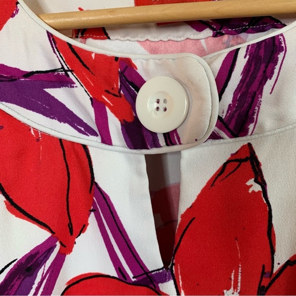 Signature by Sangria Retro Red Floral Sleeveless Shift Sheath Dress Size 4 - Picture 3 of 9